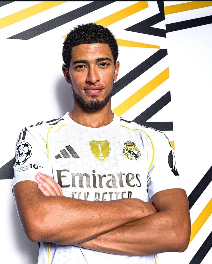 Real Madrid Bellingham Jersey – Home Kit 24/25 (No. 5)